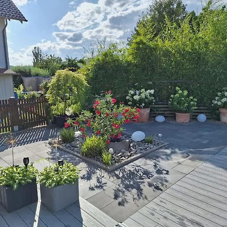 Marianne Simon アパート Tann